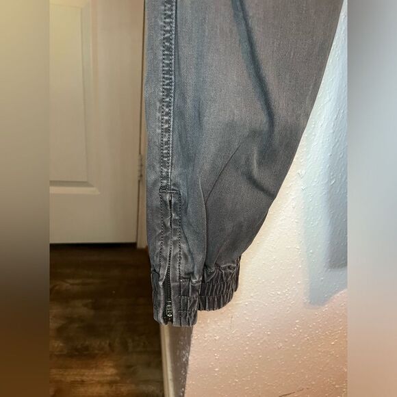 Spanx | Stretch Twill Cargo Jogger | Size Medium - Picture 4 of 5